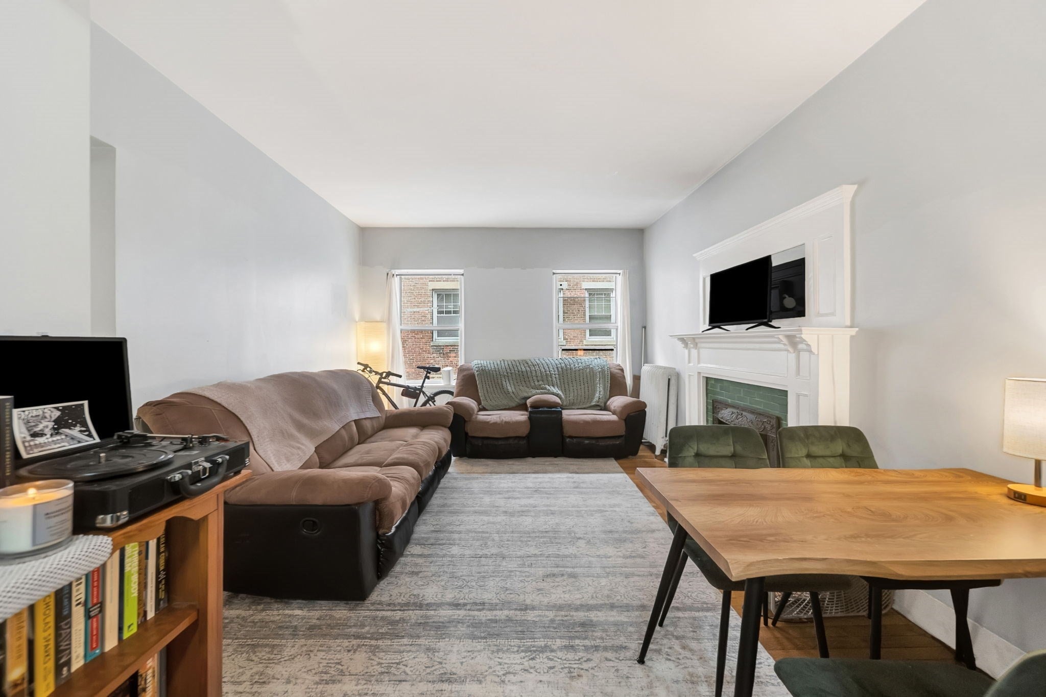 1307 Commonwealth Ave 7