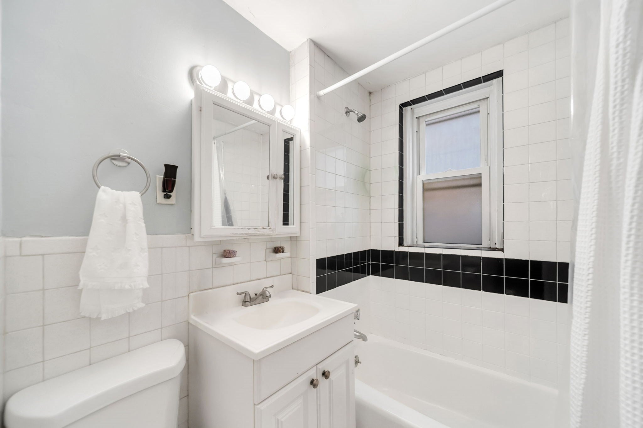1307 Commonwealth Ave #7, Boston, MA, 1307 Commonwealth Ave #7, Boston, MA Photo #11