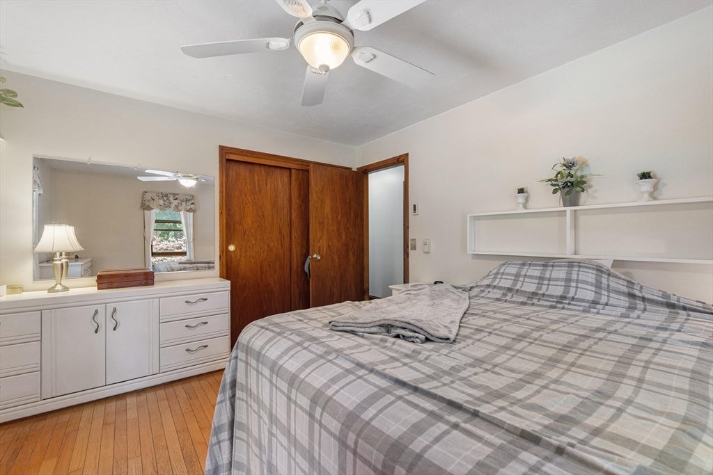 39 Elm St, Auburn, MA Photo #16