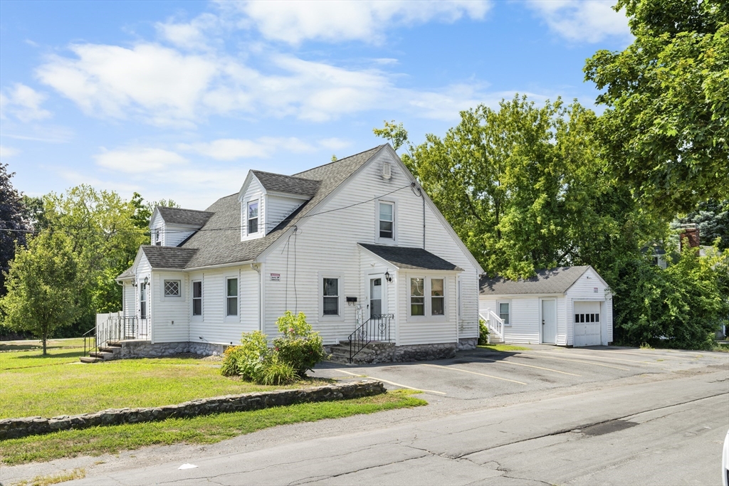34 Merrimack St