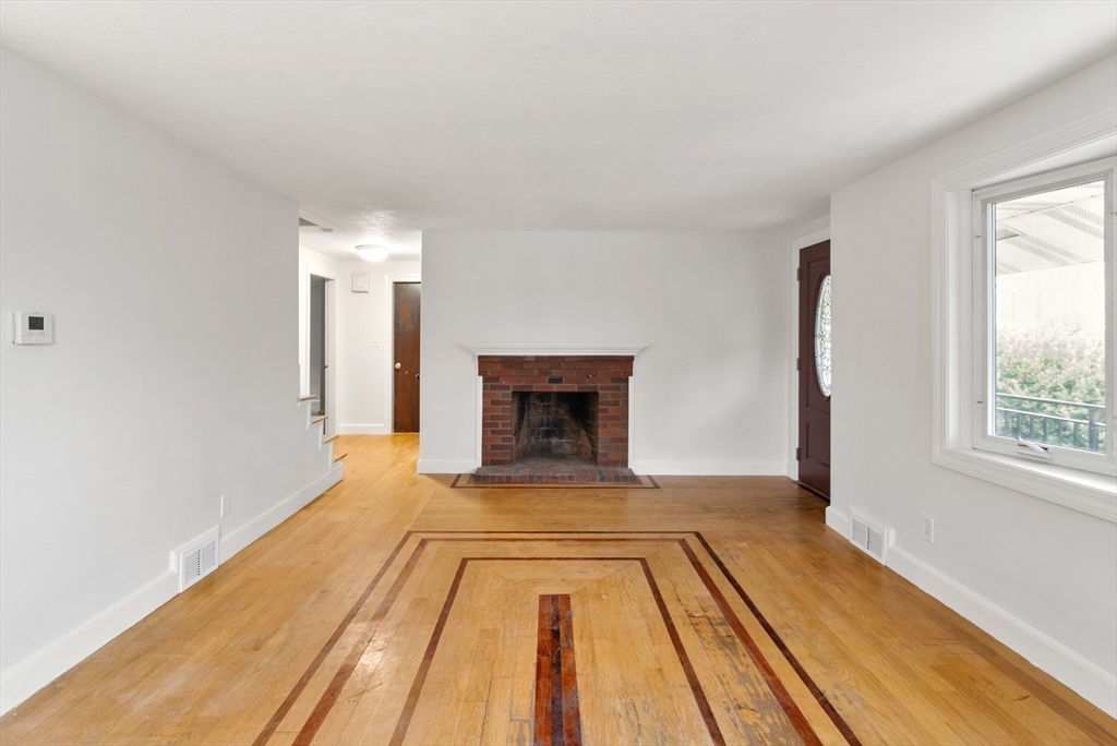 172 Phipps Street