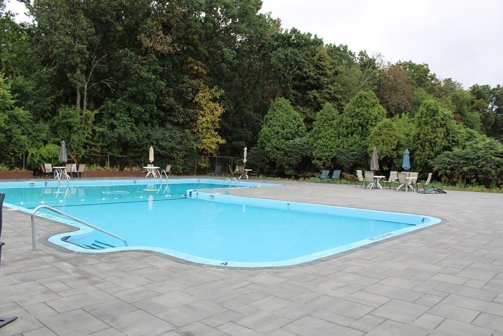 206 Rock St #M5, Norwood, MA Photo #16
