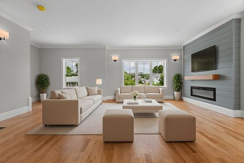 22 Pleasant C Mansfield MA 02048