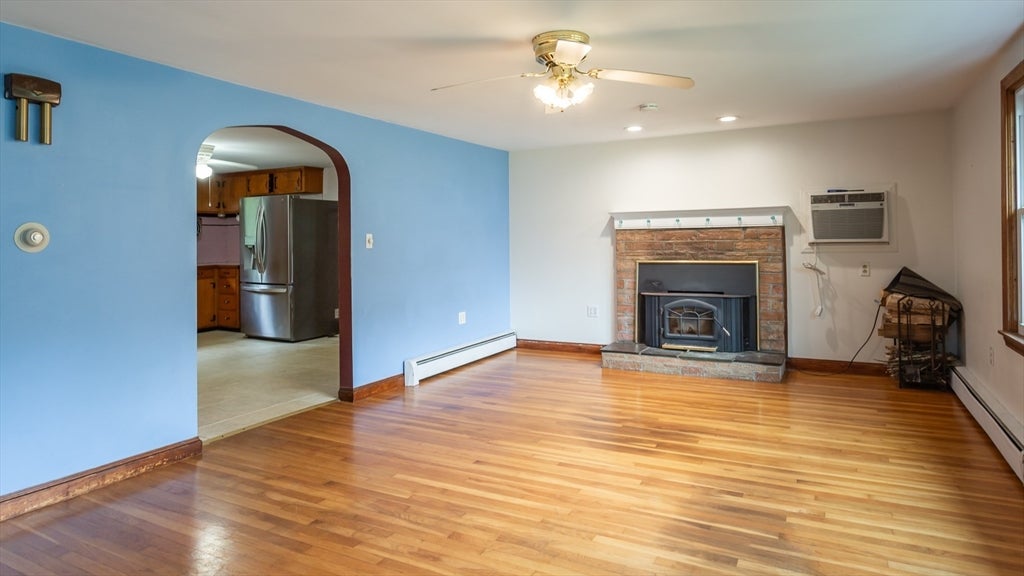 7 Fairacres Ave