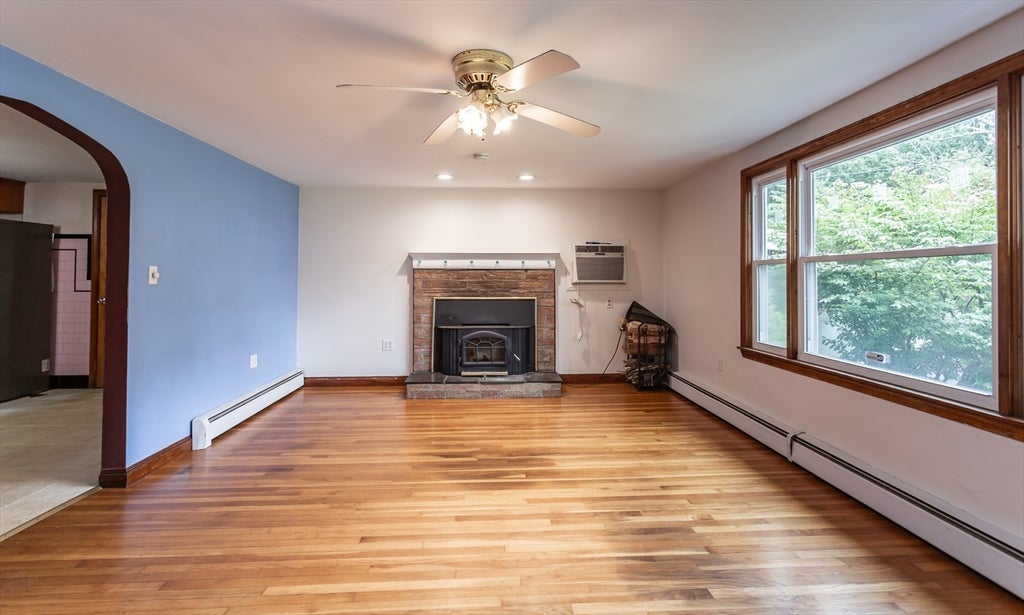 7 Fairacres Ave