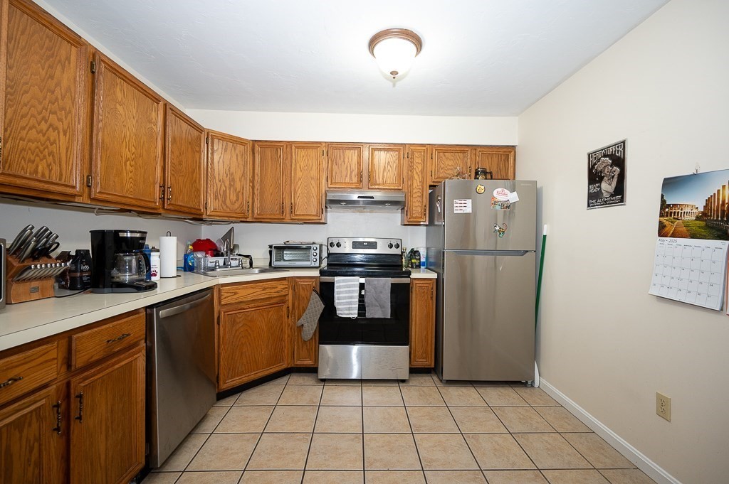 44 Maria Ave 102