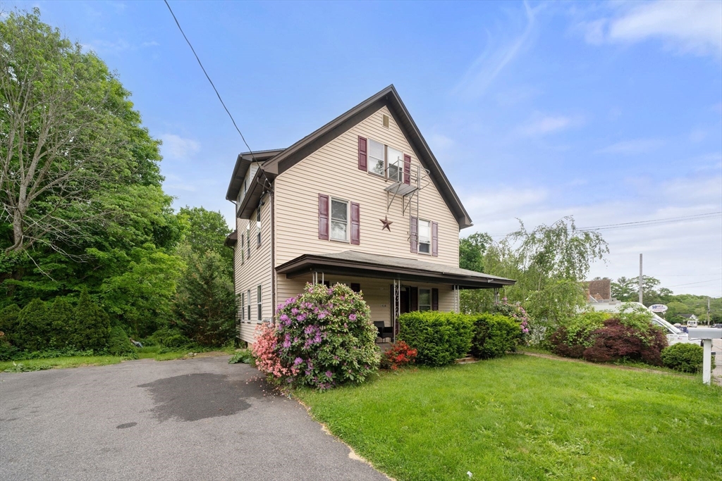1438 Somerset Ave
