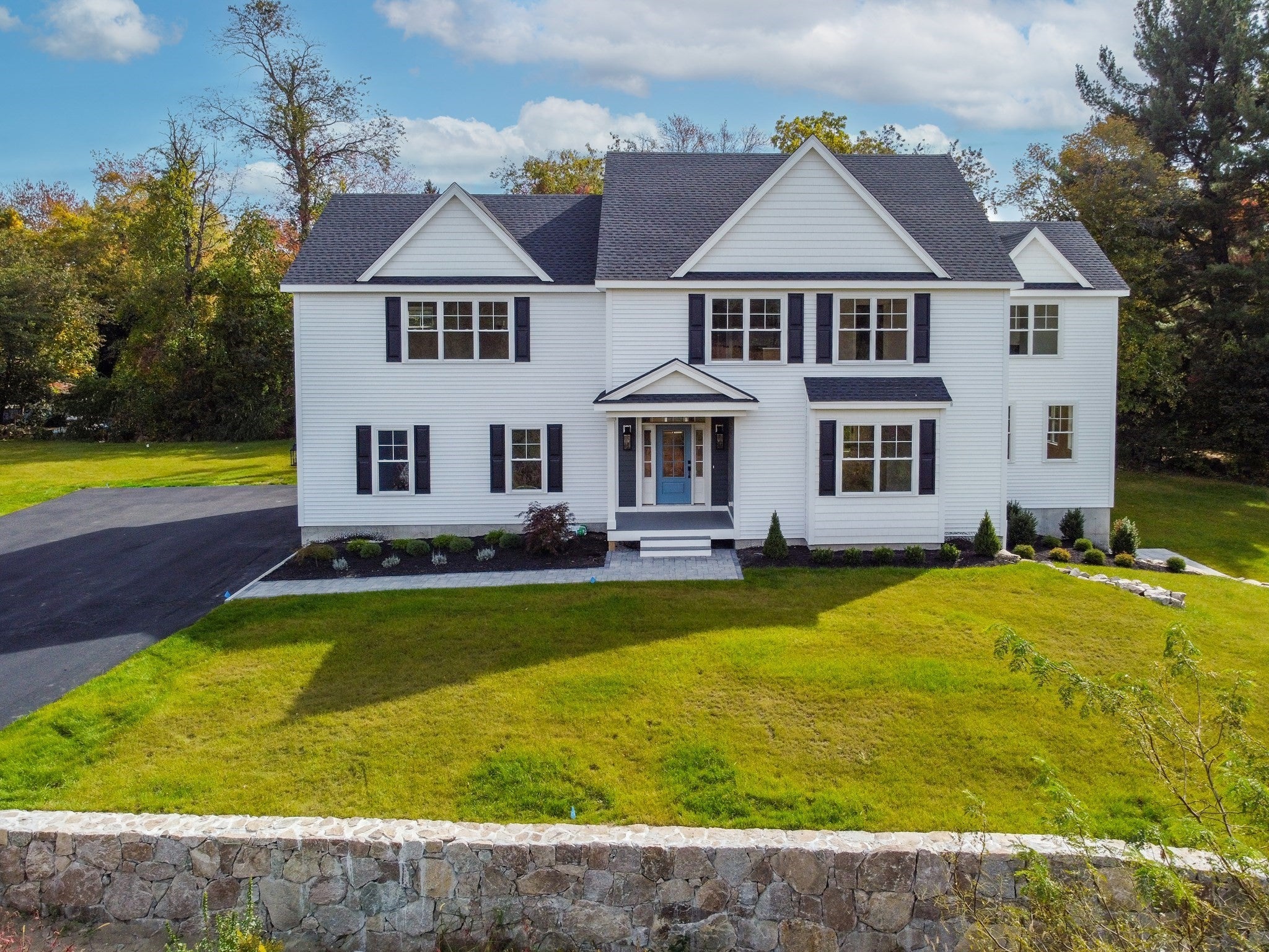 10 Laurel Glen Ct