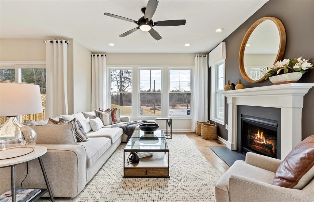 Photo of 25 Emerald Run #15, Shrewsbury, MA 01545 (MLS # 73555232)