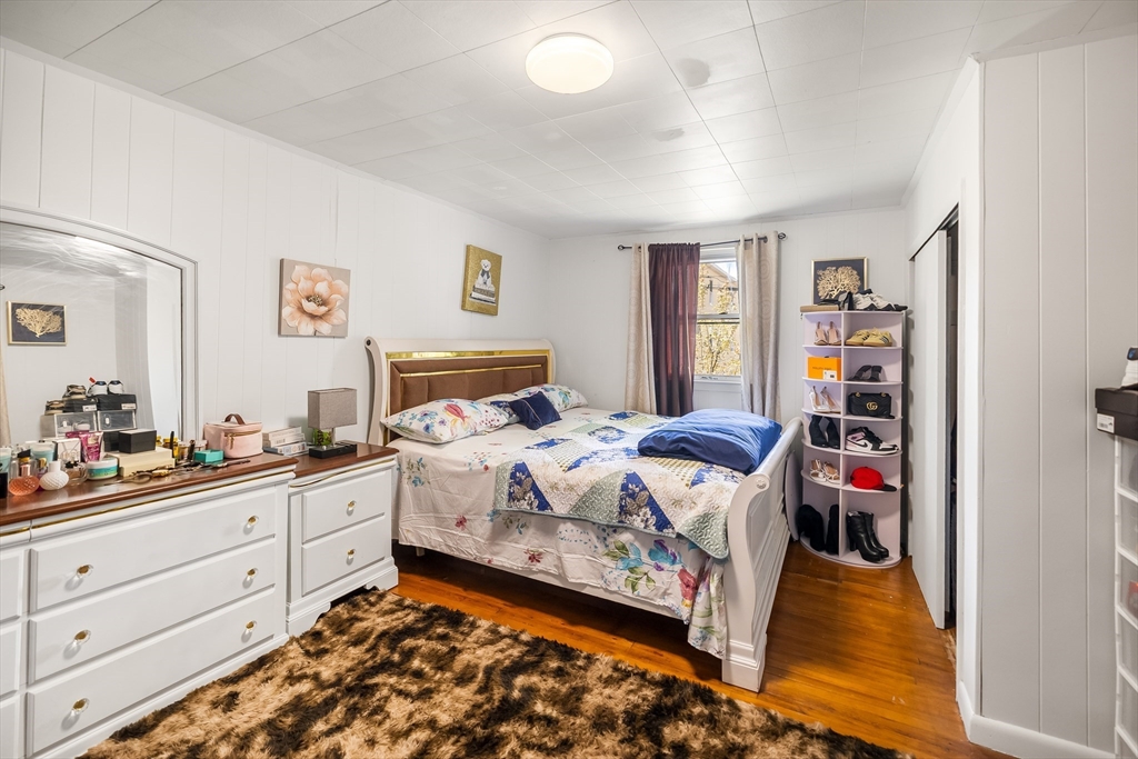 25 Almont Ave, Worcester, MA Photo #8