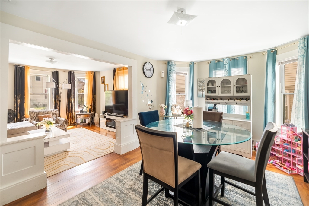25 Almont Ave
