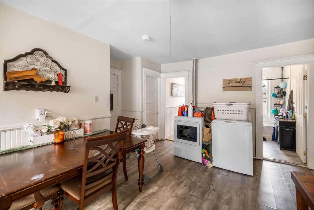 25 Almont Ave, Worcester, MA Photo #20