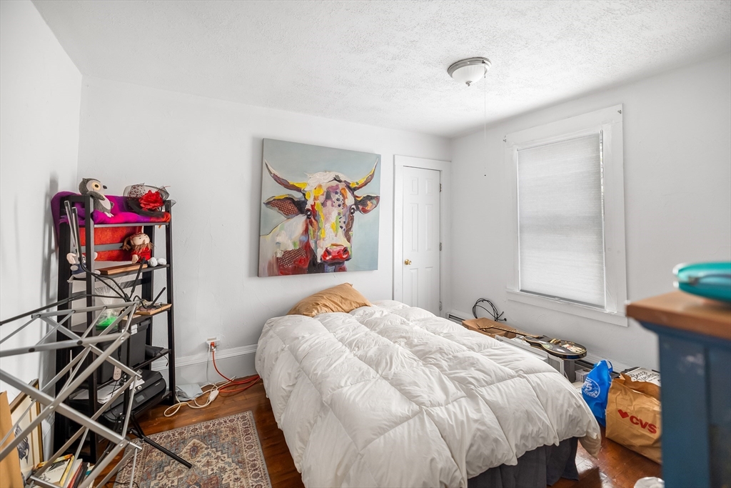 25 Almont Ave, Worcester, MA Photo #30