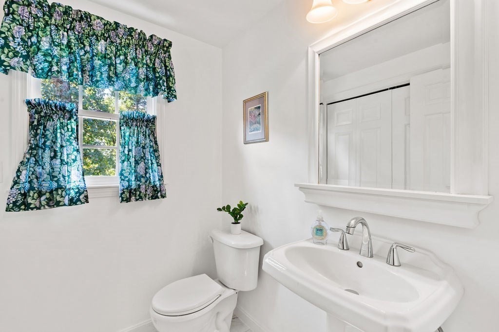 15 River Edge Rd, Mansfield, MA, 15 River Edge Rd, Mansfield, MA Photo #20