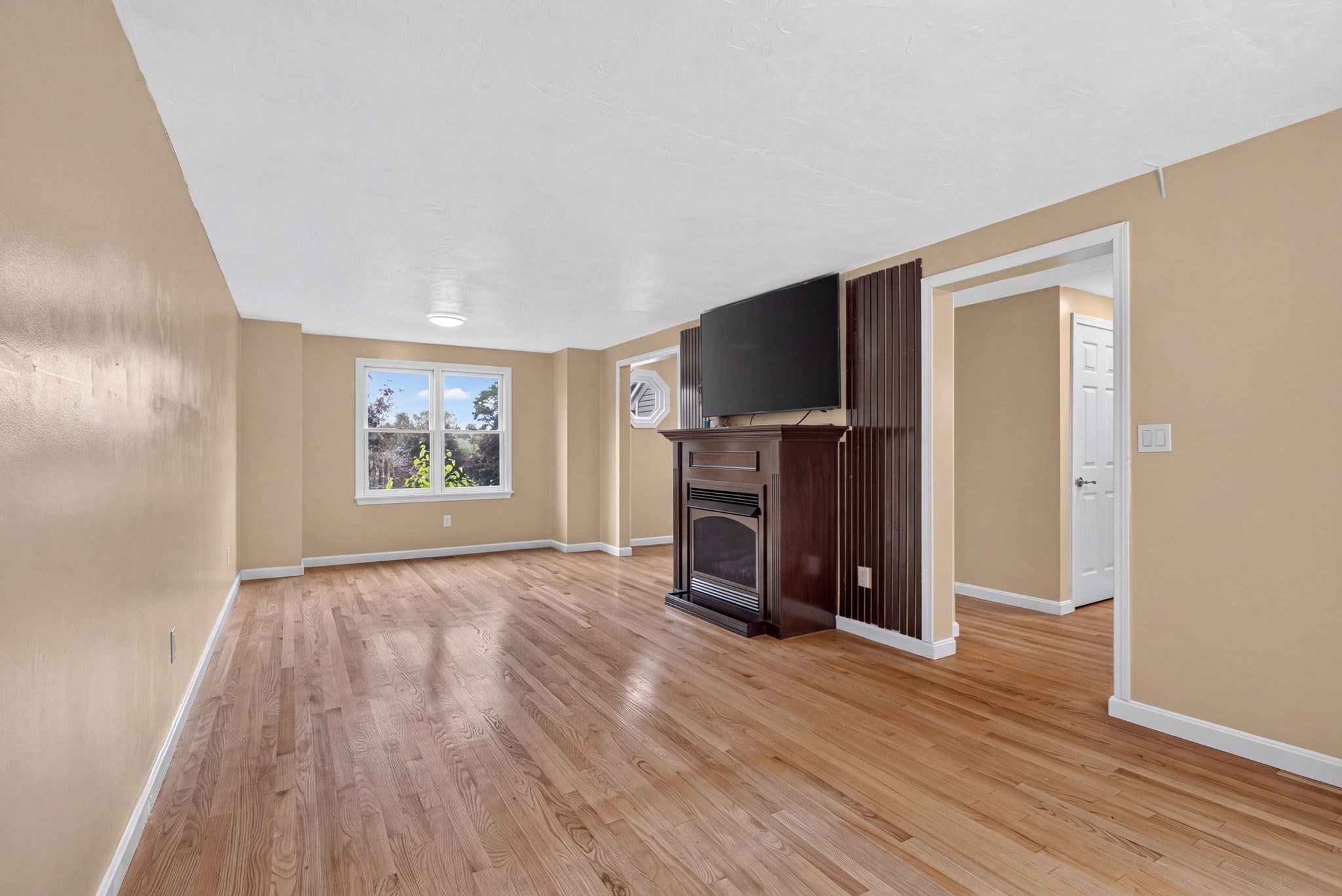 22 Salo Ter, Millbury, MA, 22 Salo Ter, Millbury, MA Photo #6