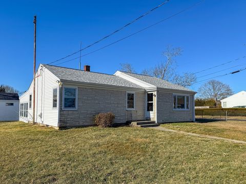 Photo of 300 Davis Rd, Westport, MA 02790 (MLS # 73475303)