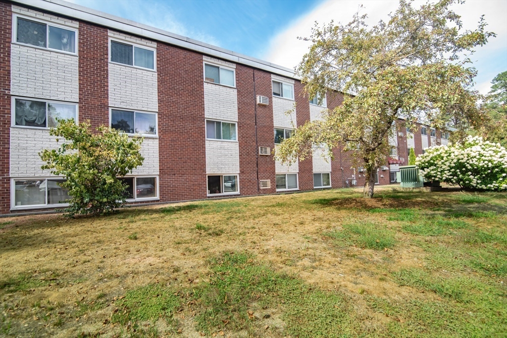 Concord, New Hampshire 03301, United States, 2 Bedrooms Bedrooms, ,2 BathroomsBathrooms,Residential,Active,194858