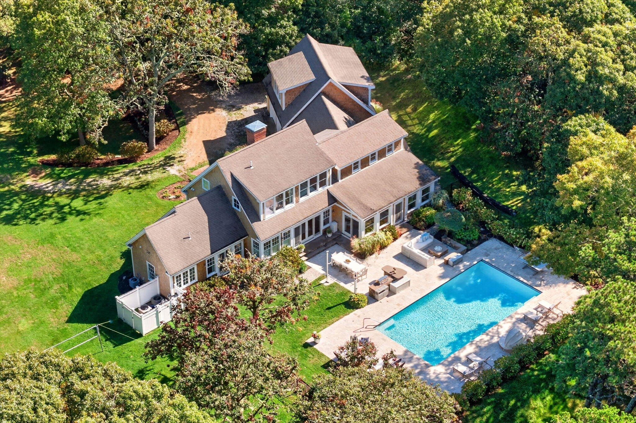 30 Chestnut Dr