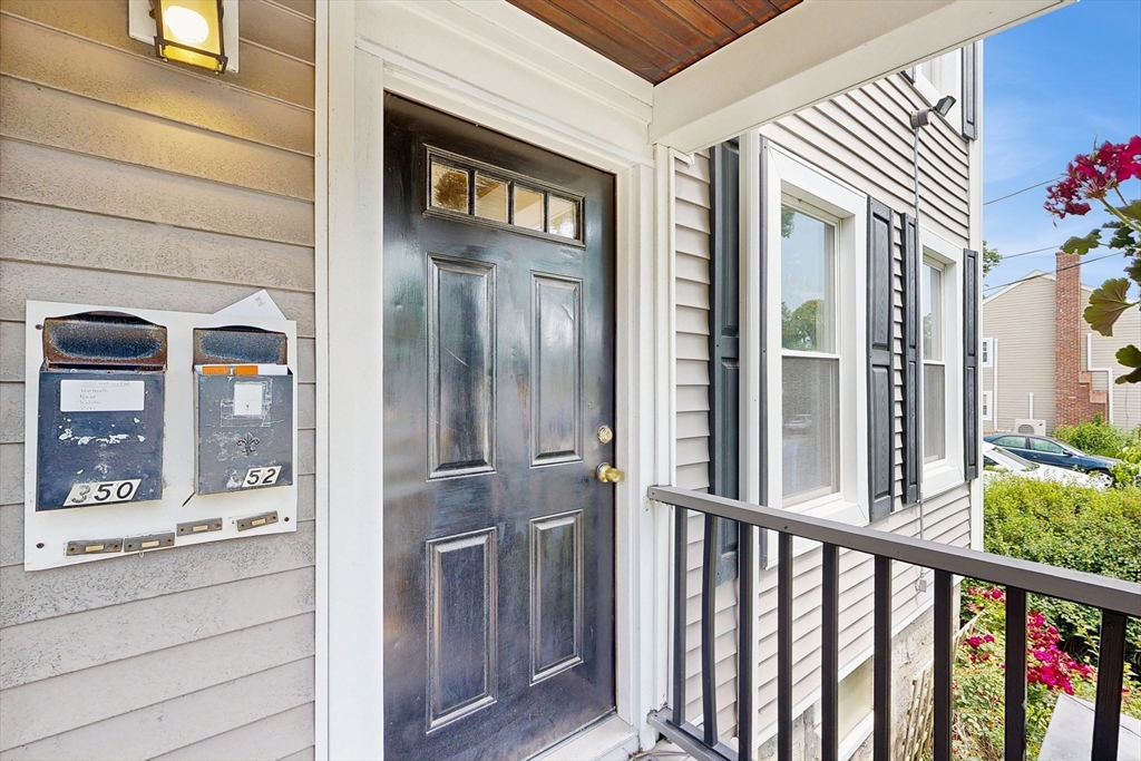 350 Gallivan Boulevard 1