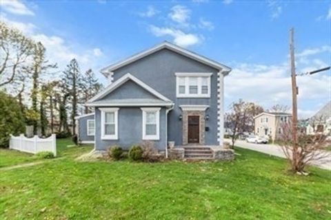 Photo of 15 Ancona Rd #1, Worcester, MA 01604 (MLS # 73453206)