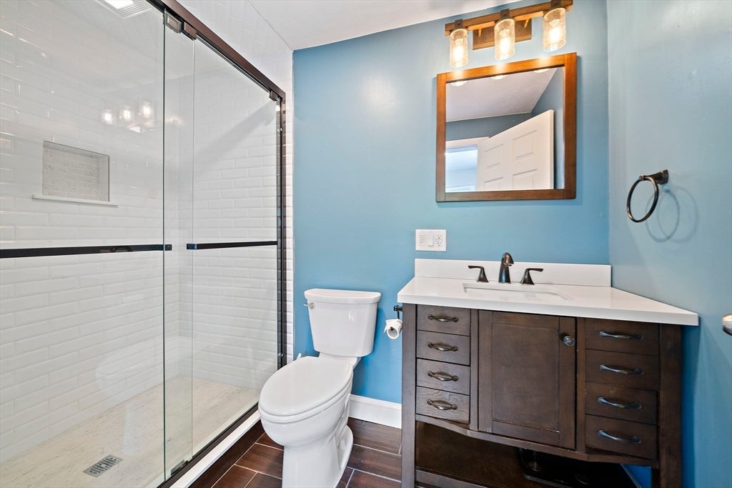 3 Moreland Road, Quincy, MA, 3 Moreland Road, Quincy, MA Photo #17