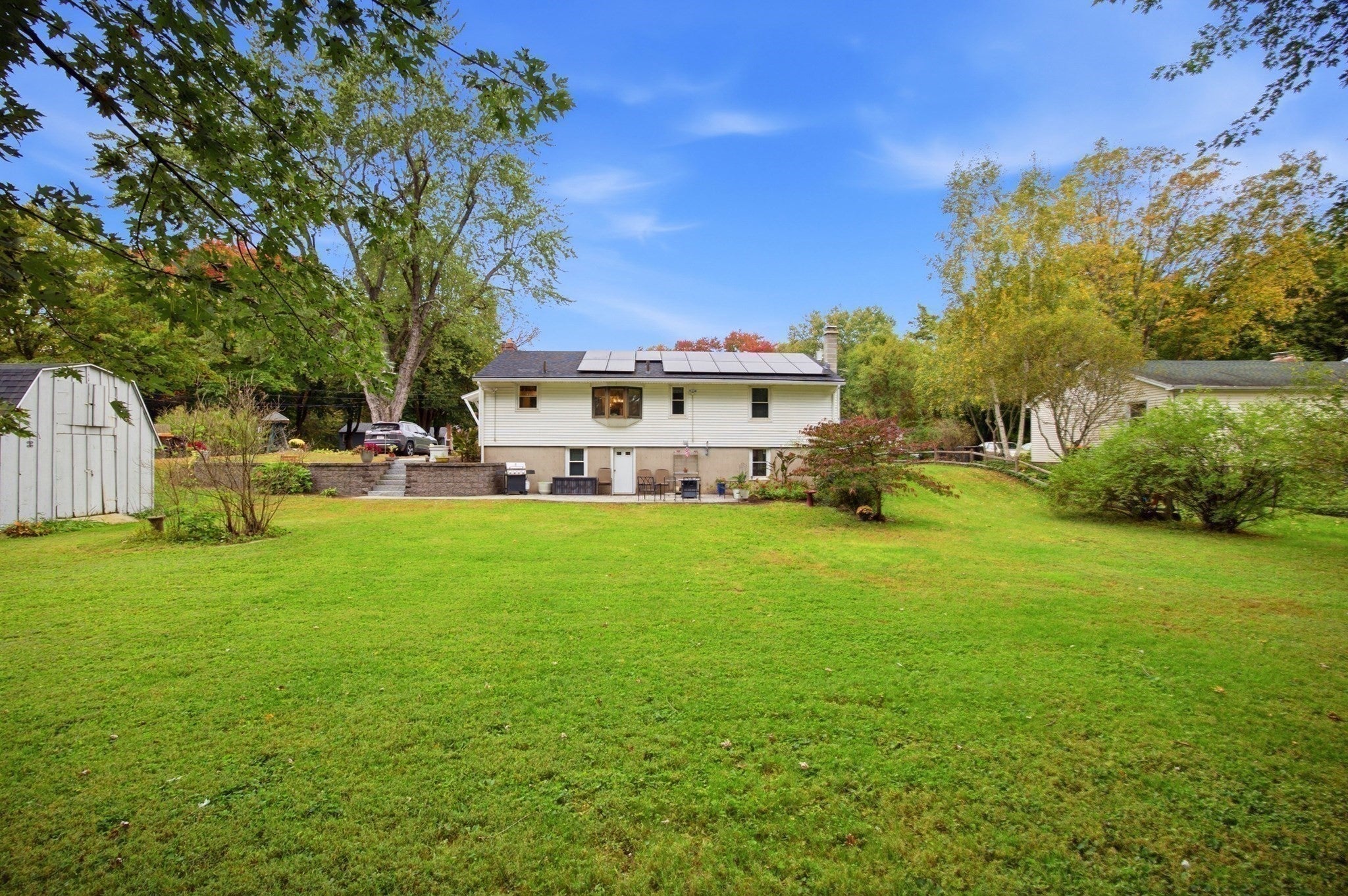 85 Peros Dr, Agawam, MA Photo #13