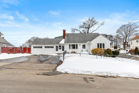 15 Nichols Avenue Lynn MA 01902