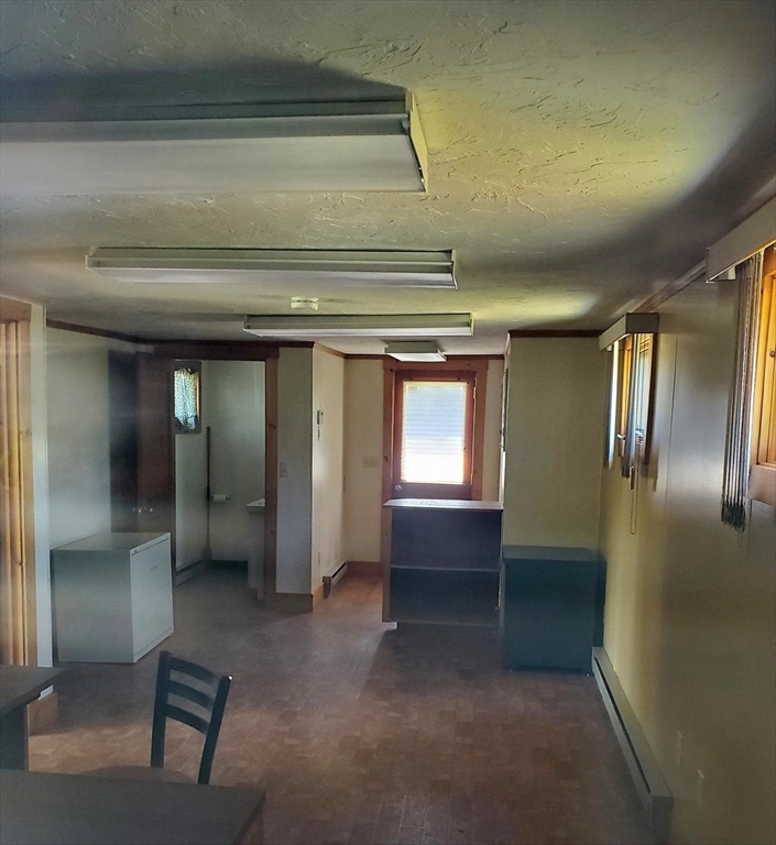 7 Lakeview St.