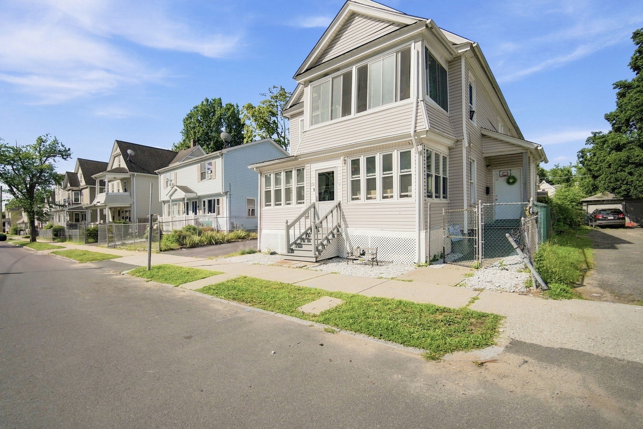 102-104 Cambridge St