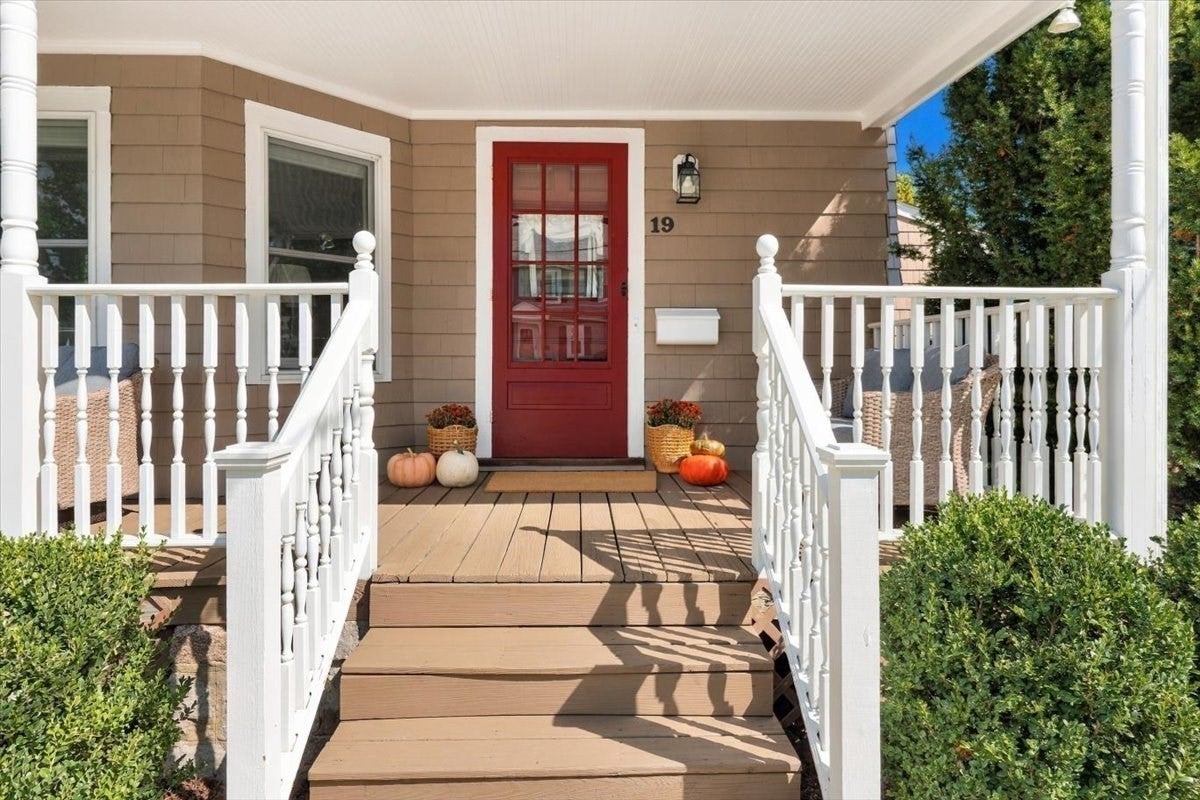 19 Tower Ave, Weymouth, MA, 19 Tower Ave, Weymouth, MA Photo #3