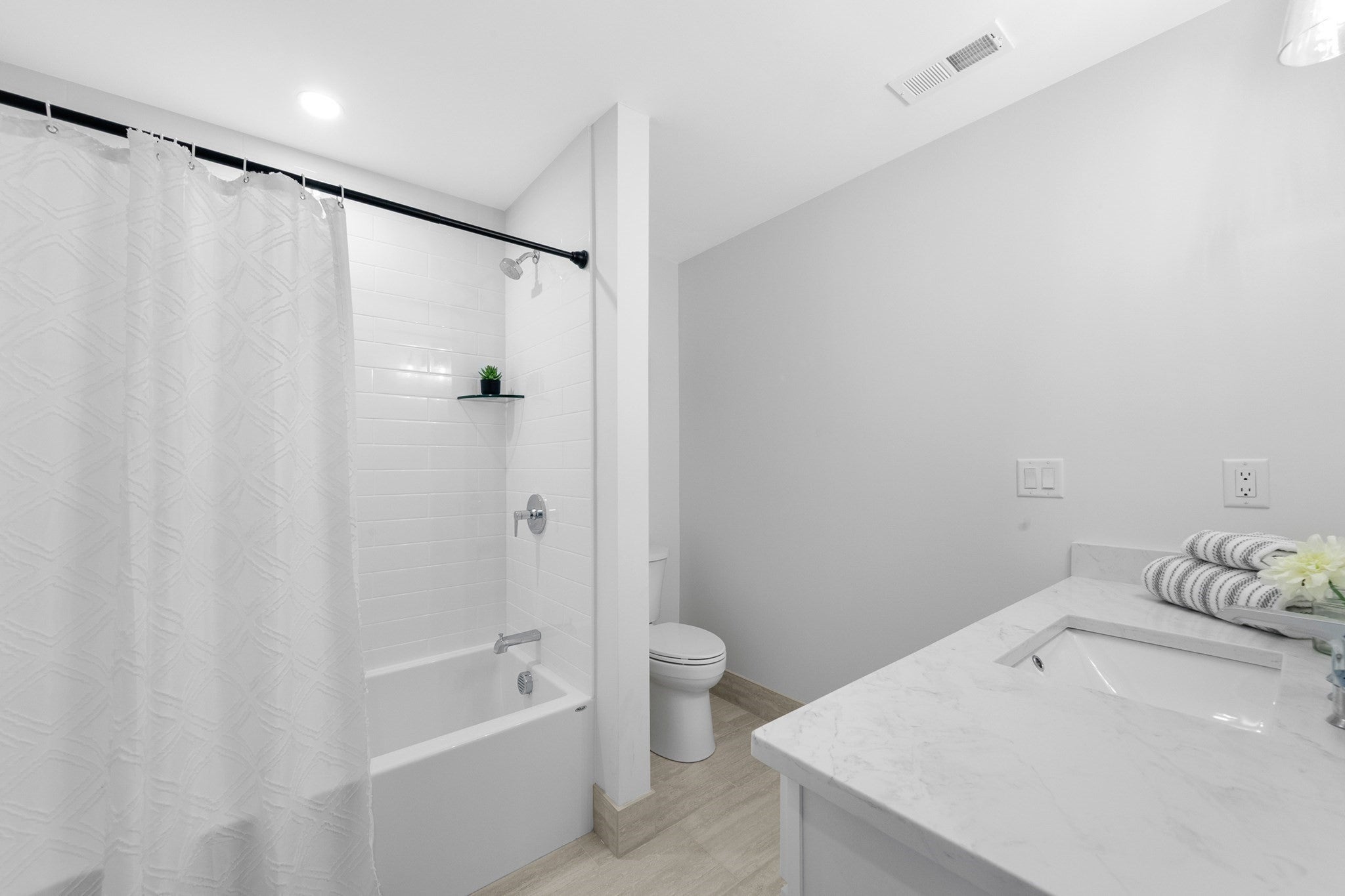 37 School St #37, Woburn, MA, 37 School St #37, Woburn, MA Photo #30