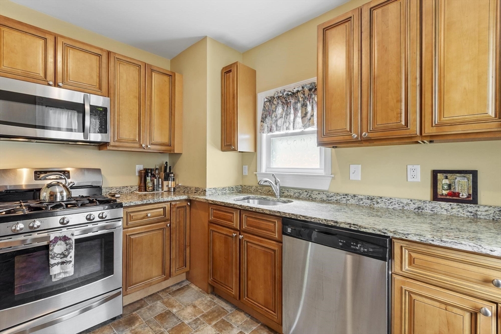 26-26A Richardson Avenue, Wakefield, MA Photo #22