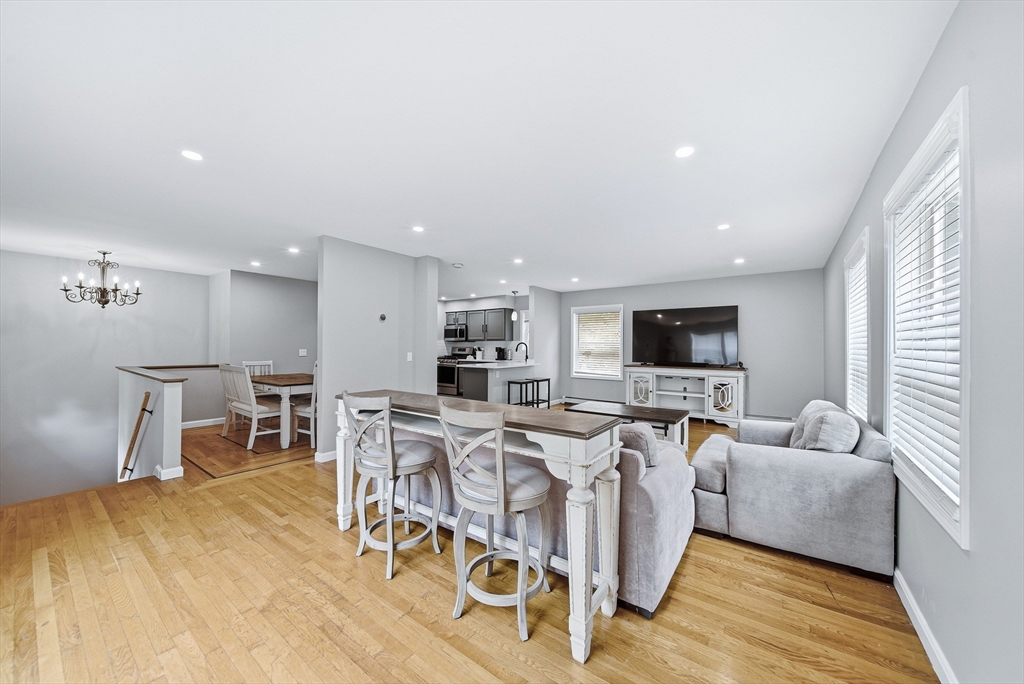 89 Webster St