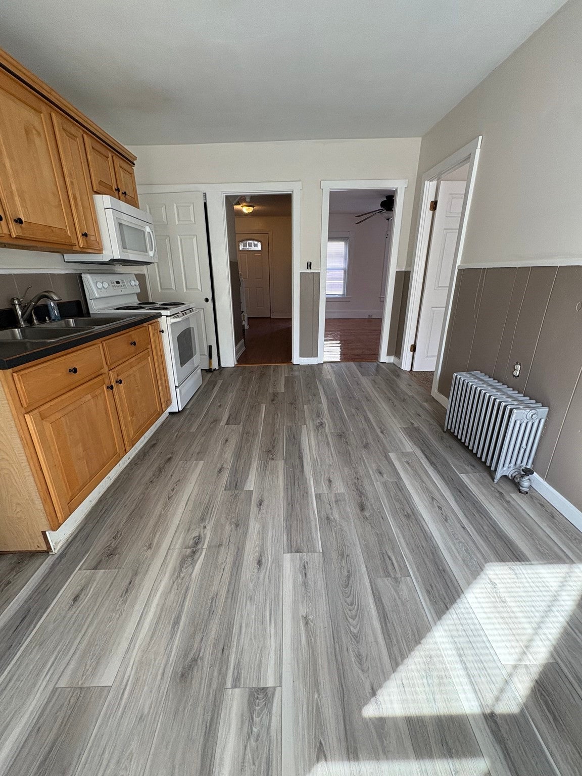 4 Fuller Ct. 4