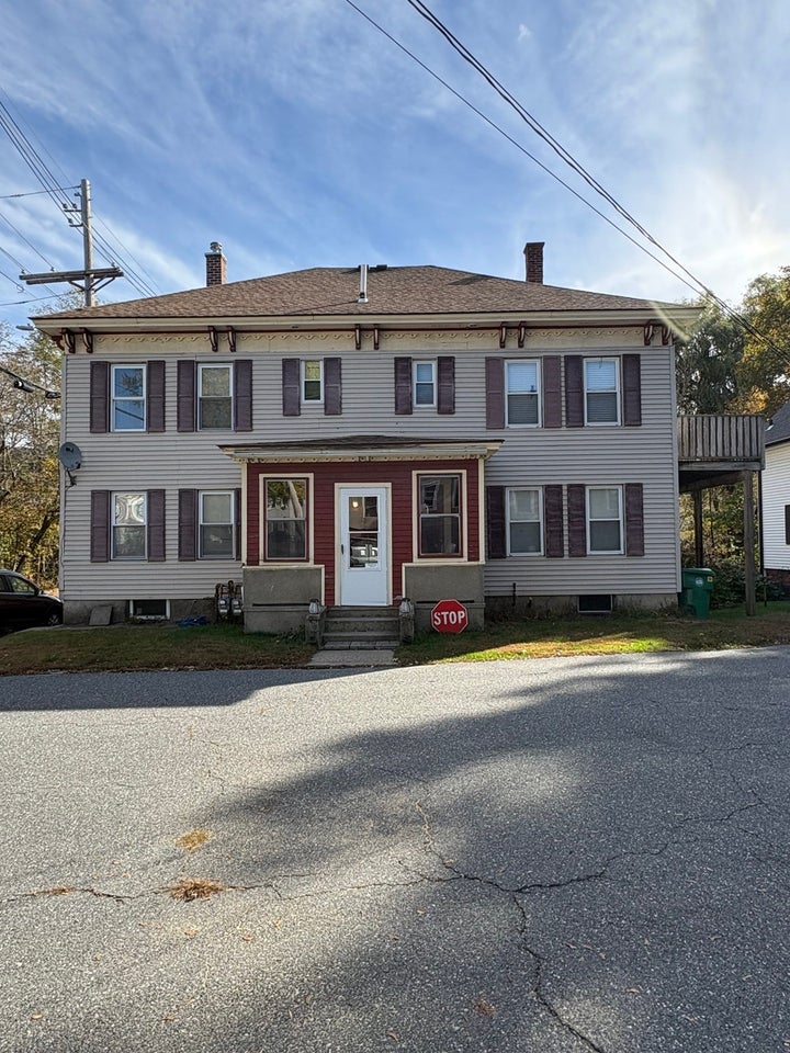 Photo 1 of 13 — 4 Fuller Ct. 4, Clinton, MA 01510