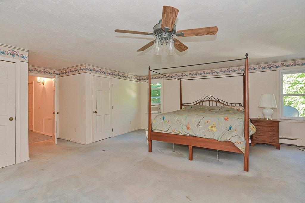 Wrentham, Massachusetts 02093, United States, 4 Bedrooms Bedrooms, ,3 BathroomsBathrooms,Residential,Active,242513