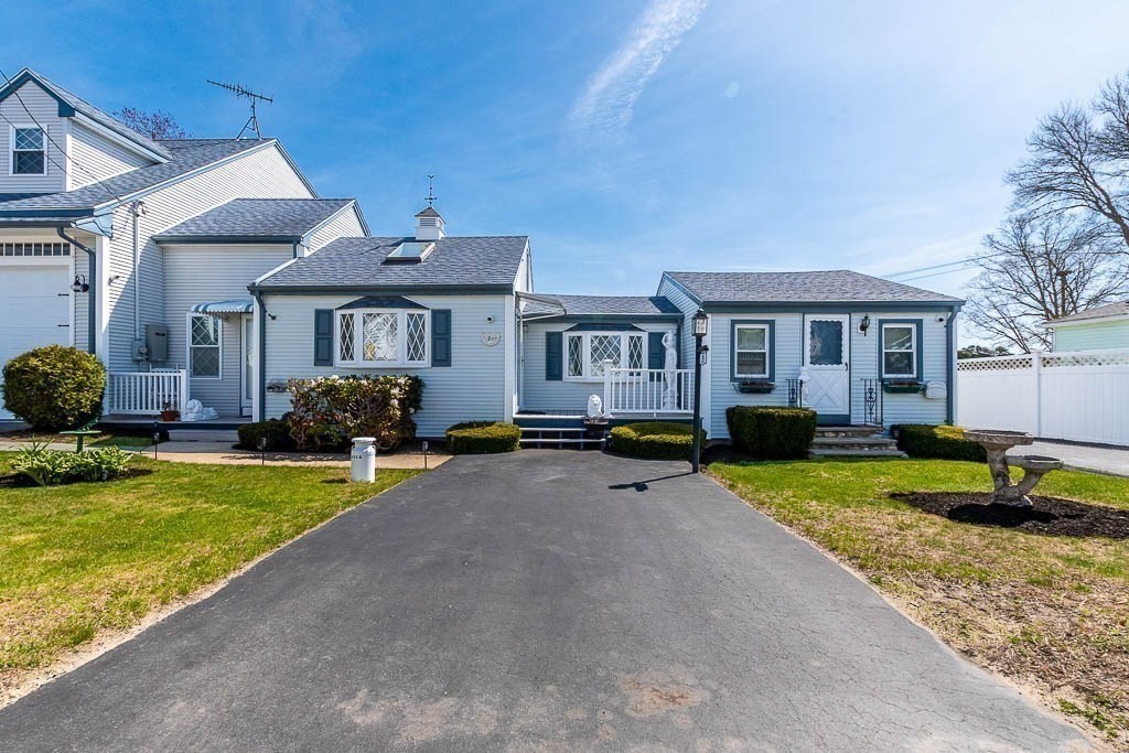 26 Washington Dr