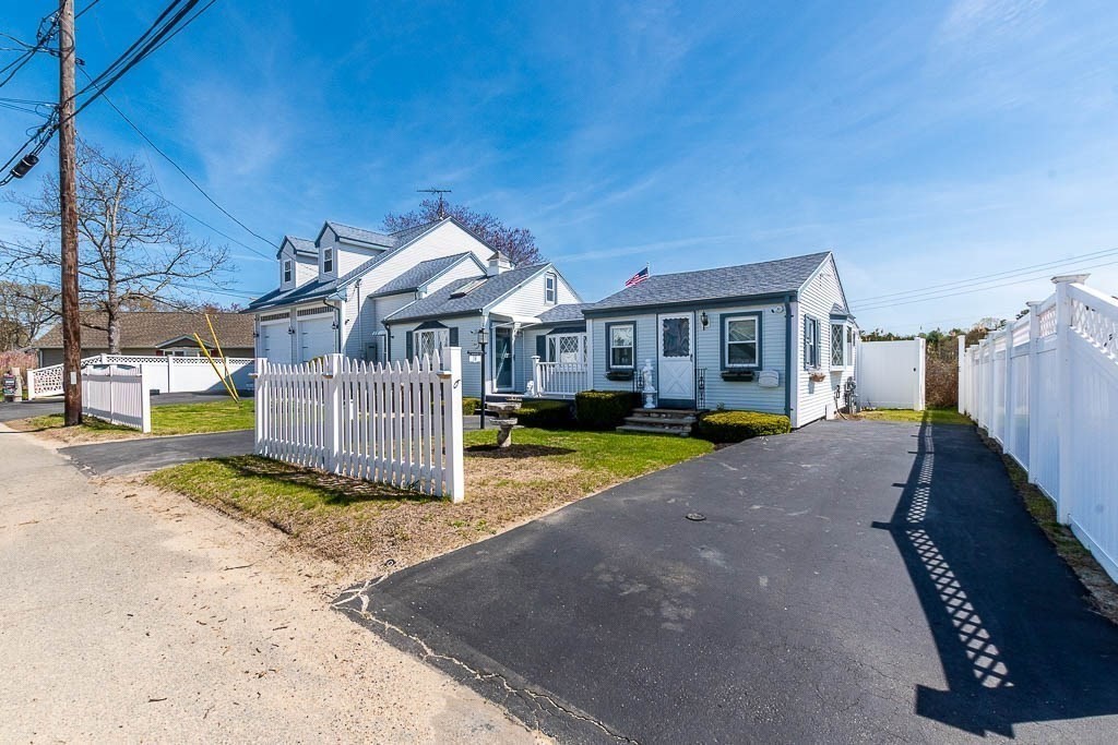26 Washington Dr
