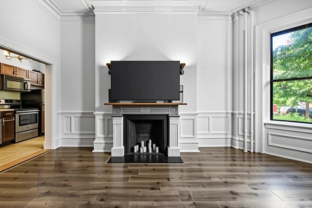 364 Marlborough St. 1
