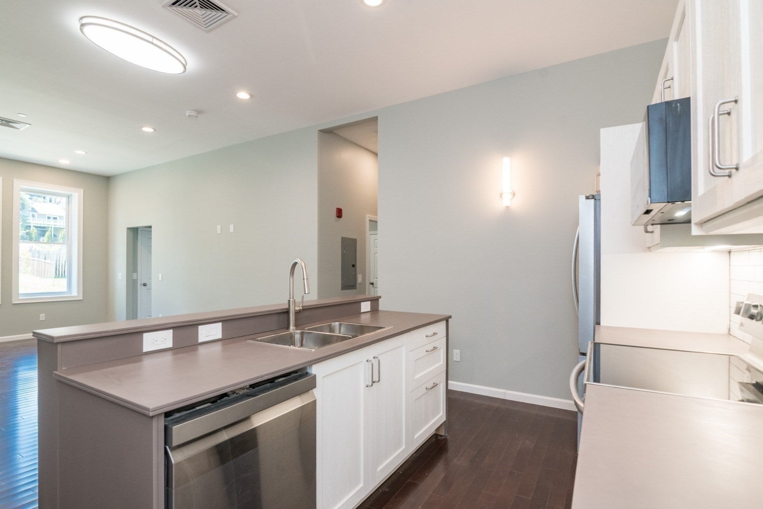 27 Bardwell St #5, South Hadley, MA, 27 Bardwell St #5, South Hadley, MA Photo #5