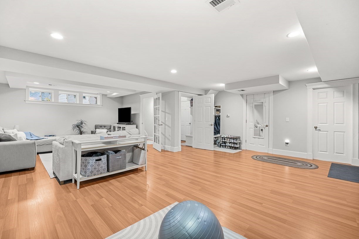 11 Poplar Road, Wellesley, MA, 11 Poplar Road, Wellesley, MA Photo #32