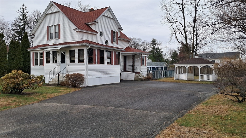 32 Harding St