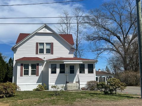 32 Harding St Agawam MA 01001