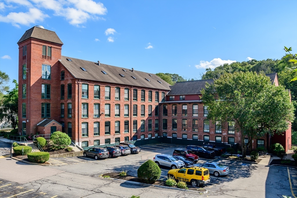 14 Sanford St 56