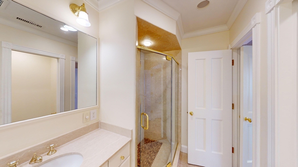 22 Beacon St. 3