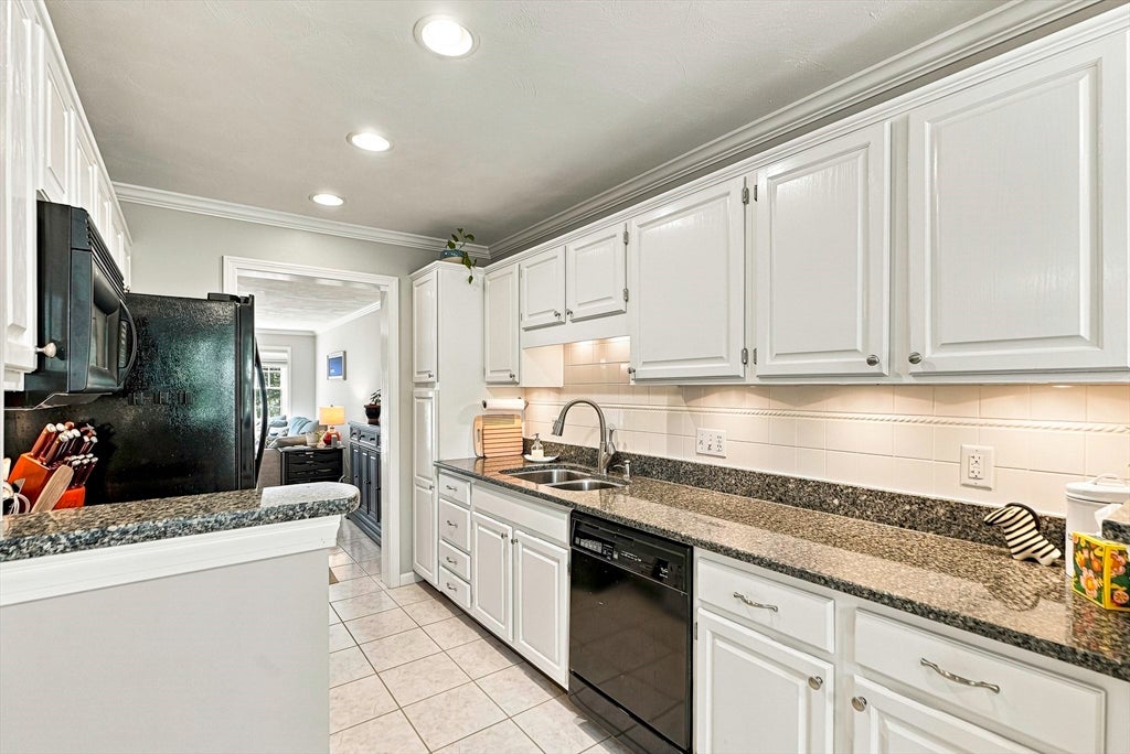 61 Godfrey Ln #61, Milford, MA, 61 Godfrey Ln #61, Milford, MA Photo #12