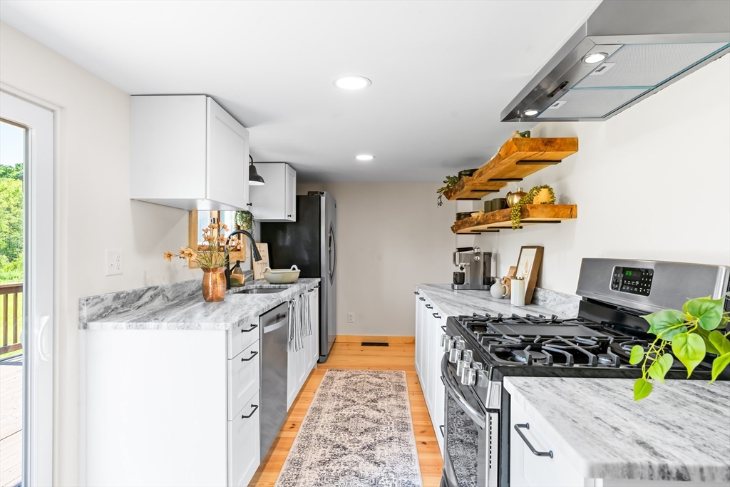 356 Hunt Rd