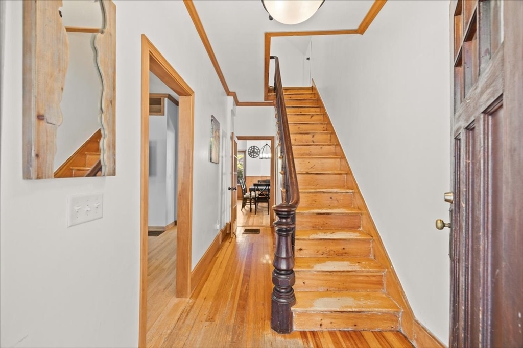 49 Pleasant St
