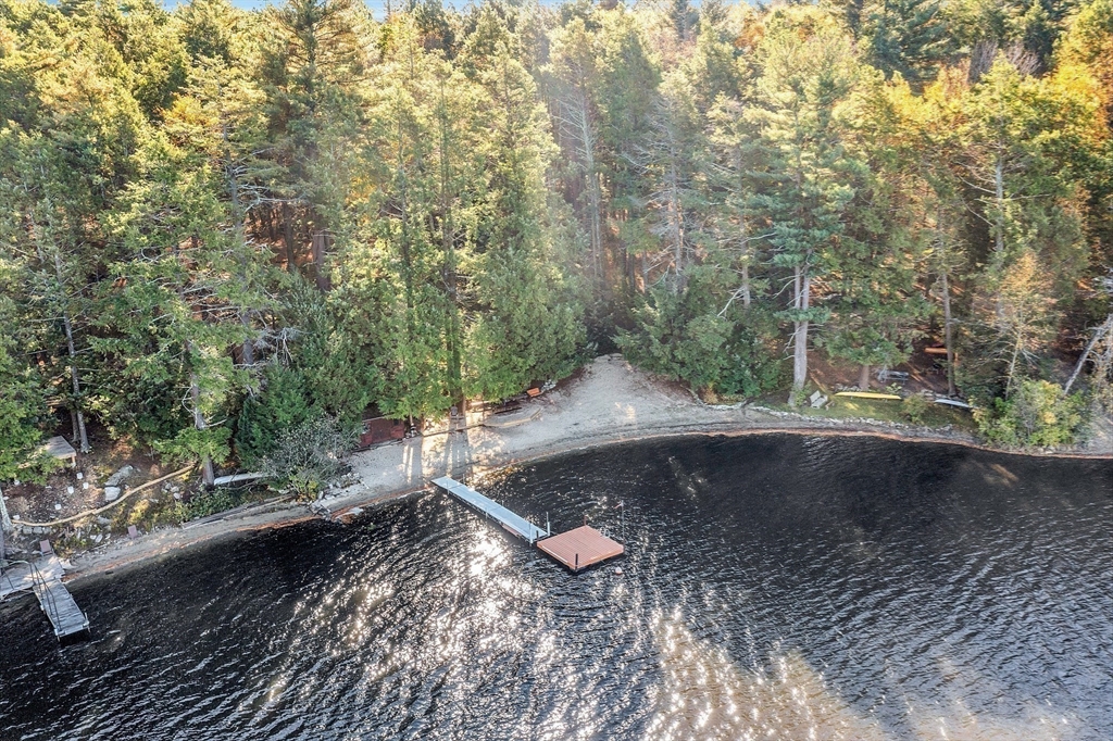 26 Fort Pond Road
