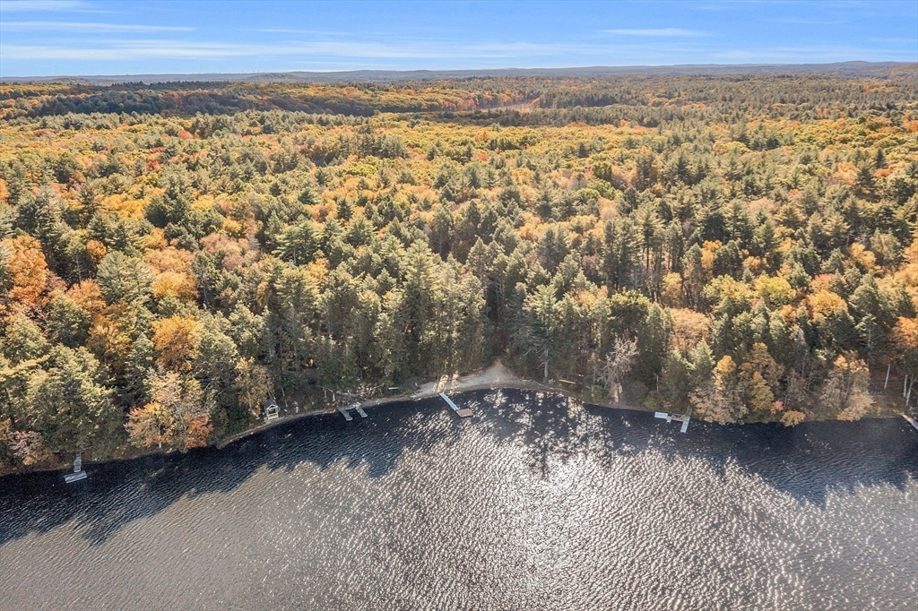 26 Fort Pond Road